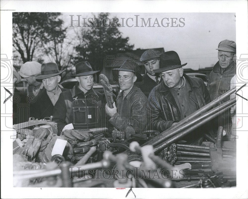 1944, Farmers Equipment US Property Auction - RRV88681 - Historic Images