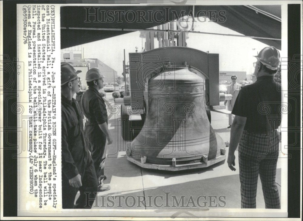 1976, Bicentennial Bell Philadelphia - RRV88887 - Historic Images