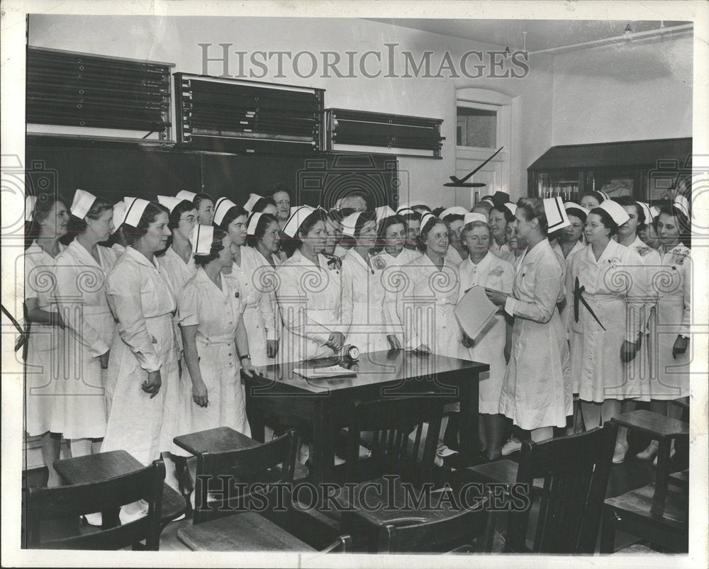 1943, Nurse Harper Hospital - RRV89053 - Historic Images