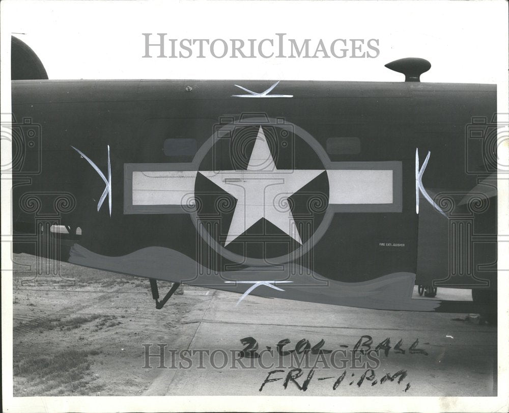 1943 Army Aero Insignia-Historic Images