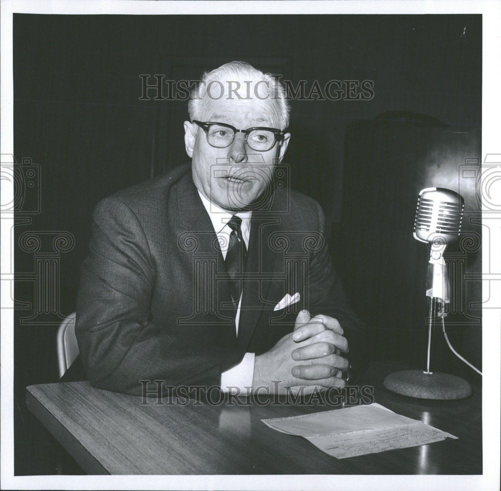 1967 Jack Tompkins American Airlines VP - Historic Images