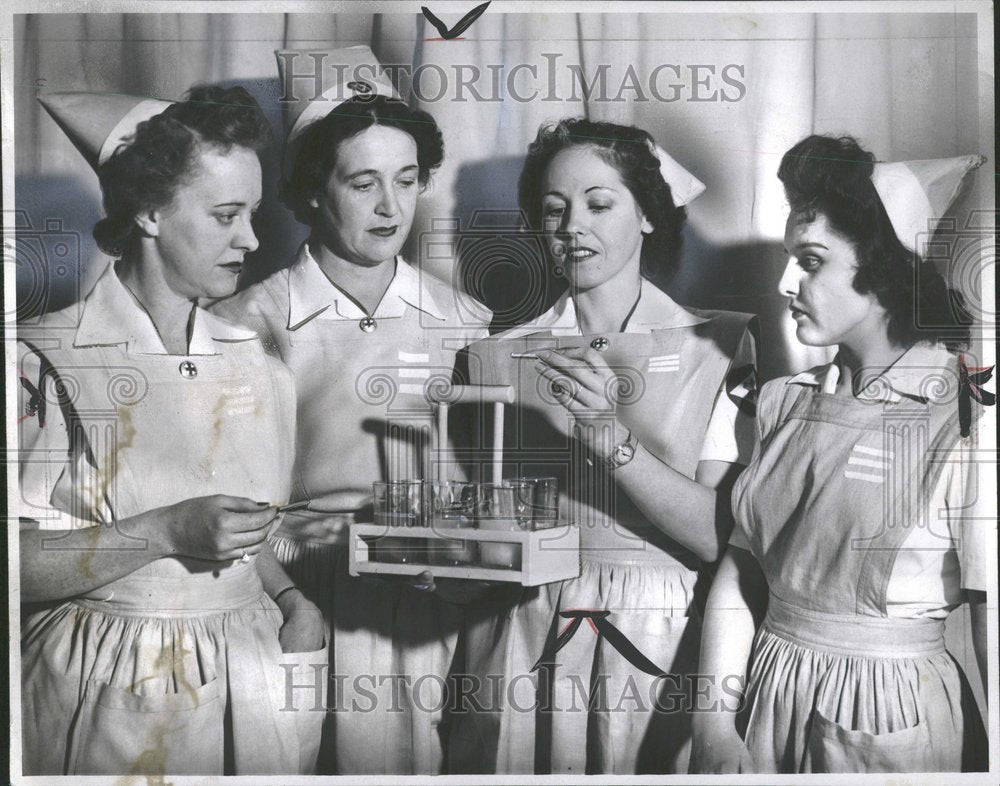 1944 Nurses Harper Hospital Detroit-Historic Images