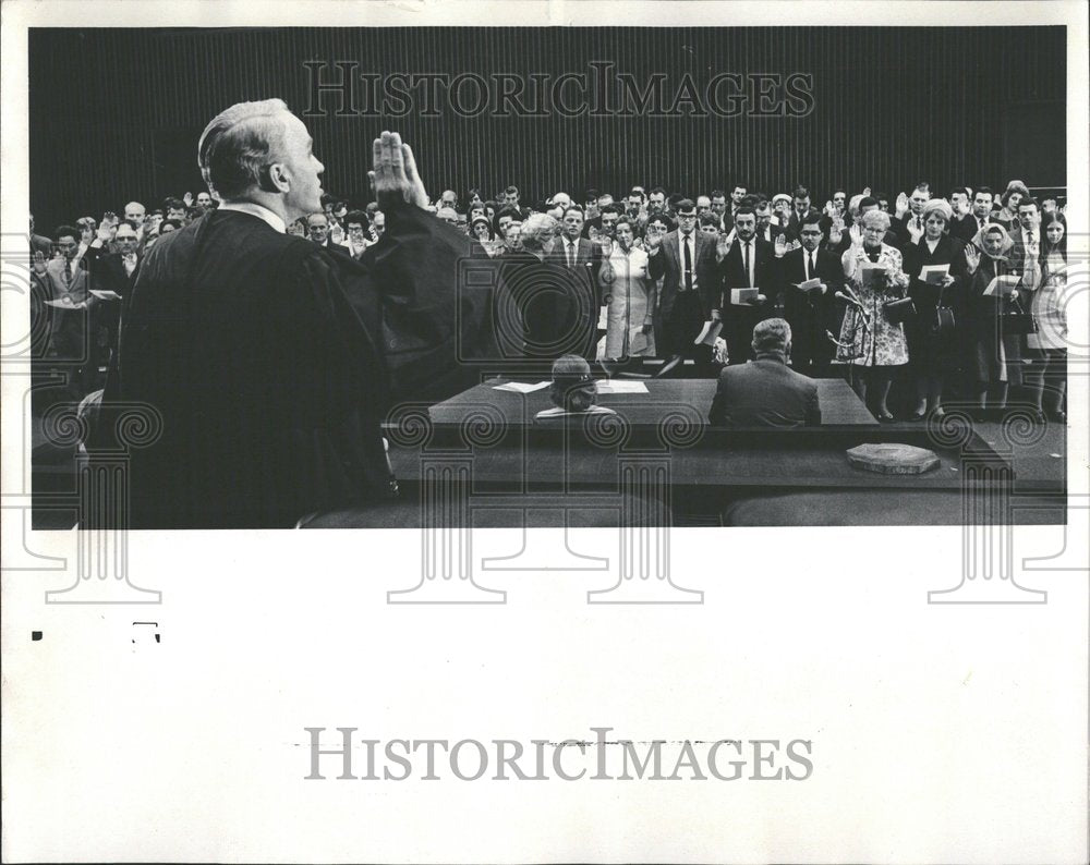 1969, Citizenship 150 new Americans - RRV89767 - Historic Images