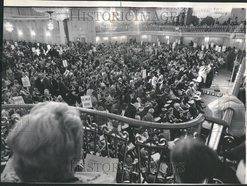 1974 Palmer House Delegate Grang Ballroom-Historic Images