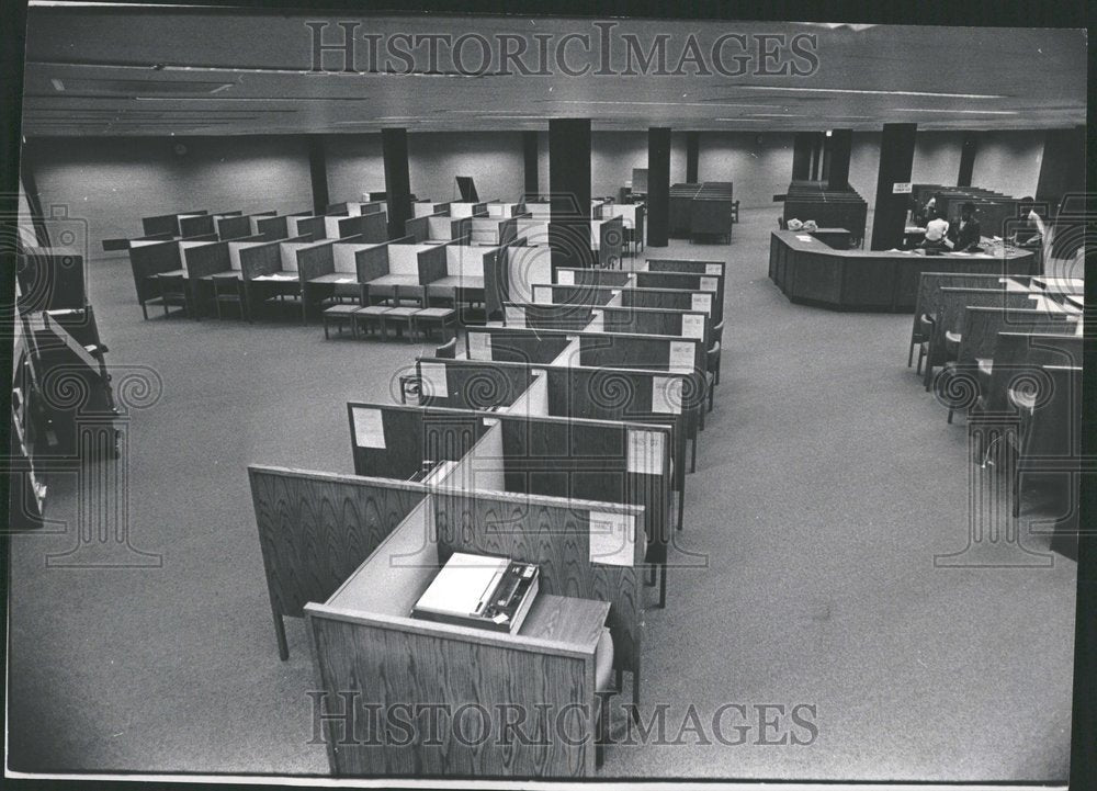 1973, Empty learning Booth Malcon University - RRV90133 - Historic Images