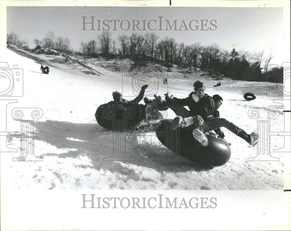 1985, Indiana Dunes Crisp Winter weather - RRV90173 - Historic Images