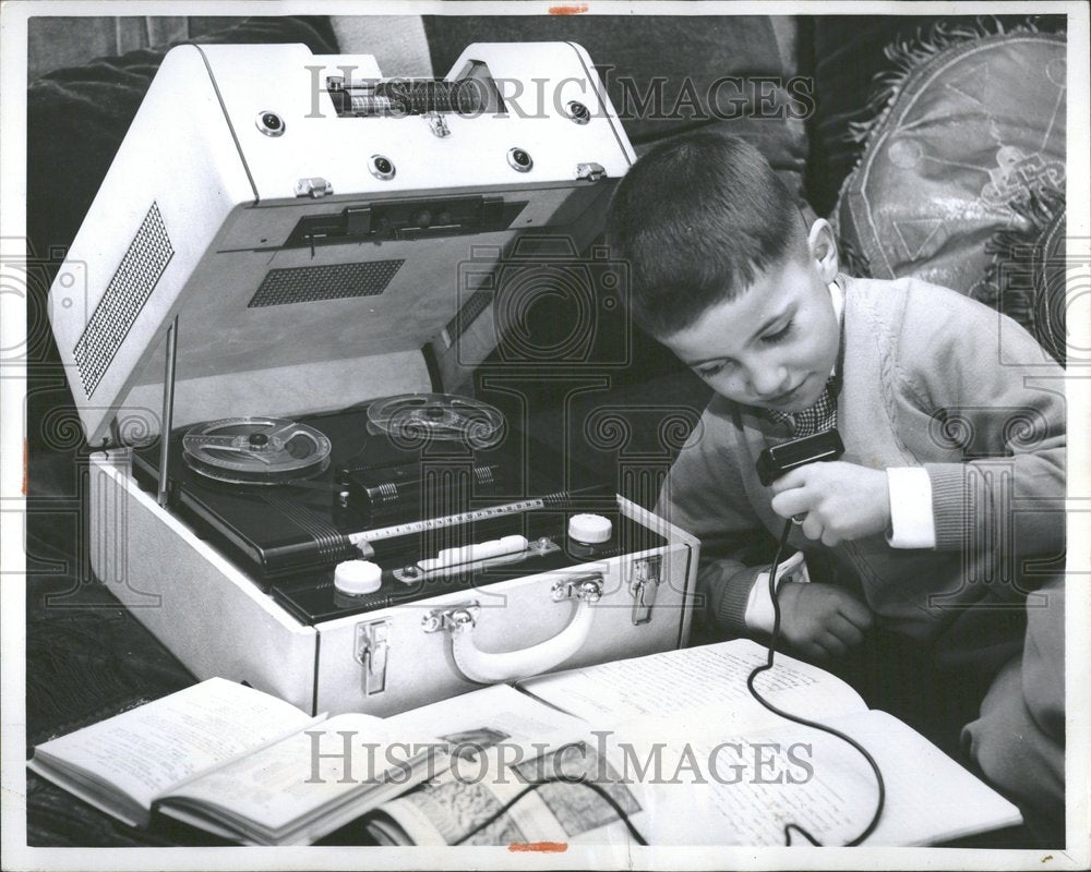 1950 Press Photo School Machine youngster Records Mind - RRV90337 - Historic Images