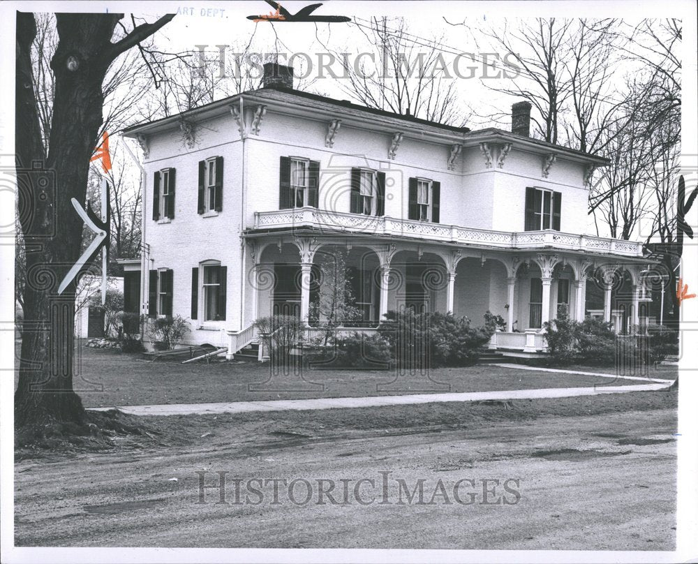 1958 Howell home Mr Mrs Herbert F Schott-Historic Images