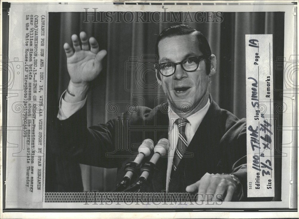1973, Energy Czar William Simon White House - RRV91319 - Historic Images