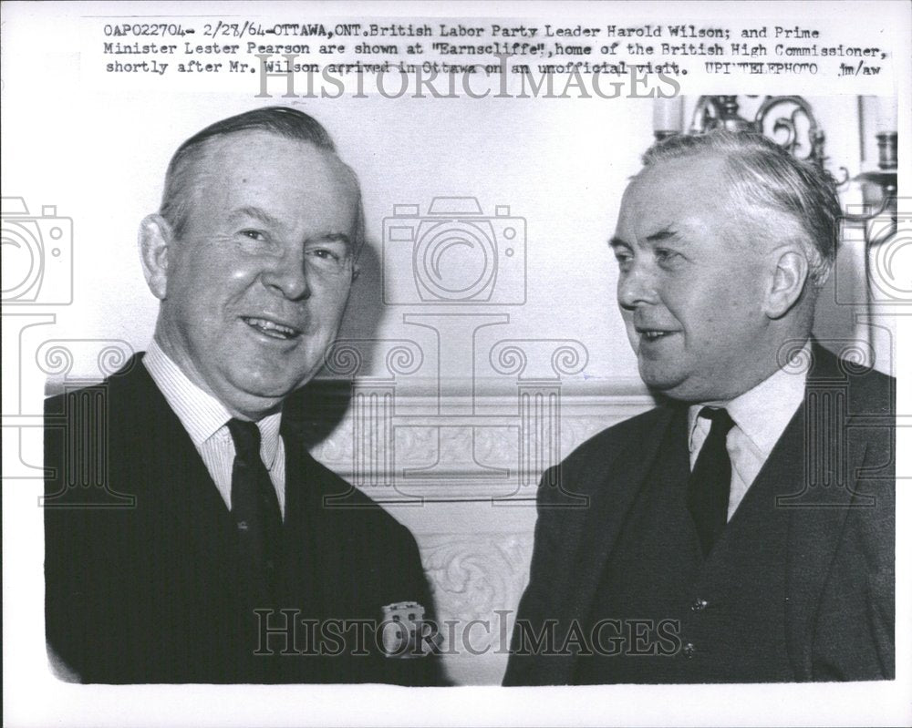 1964, Harold Wilson Labor Leader Lester home - RRV91485 - Historic Images