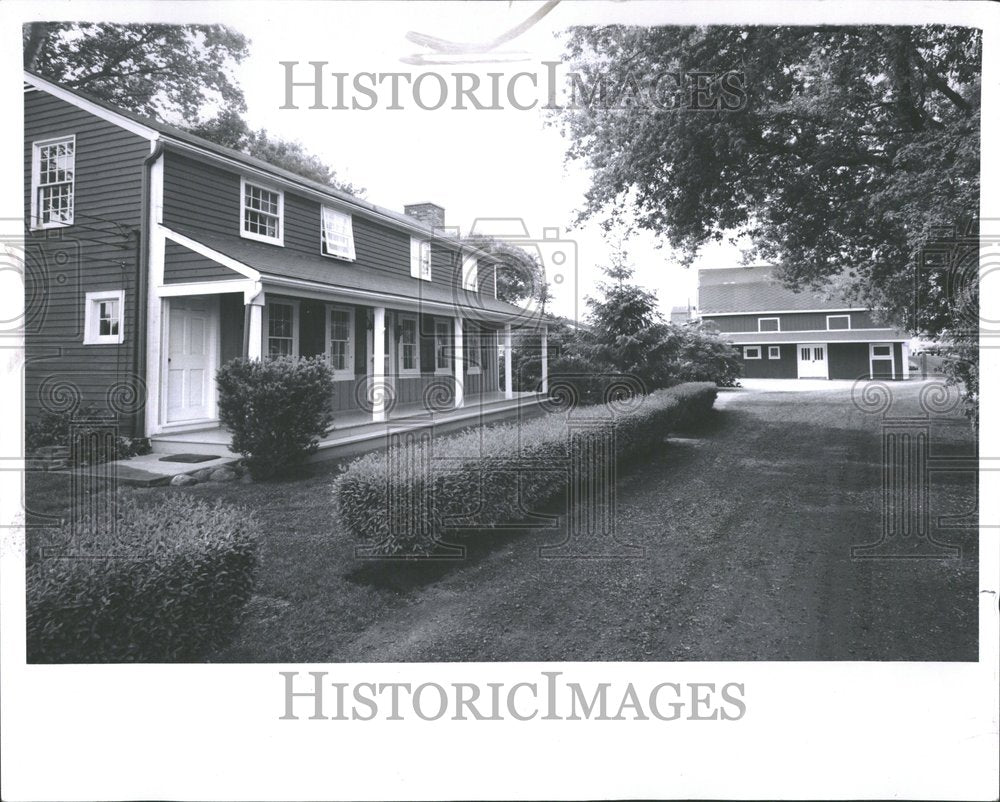 1967 Mildred Smart antique dealer house rd-Historic Images