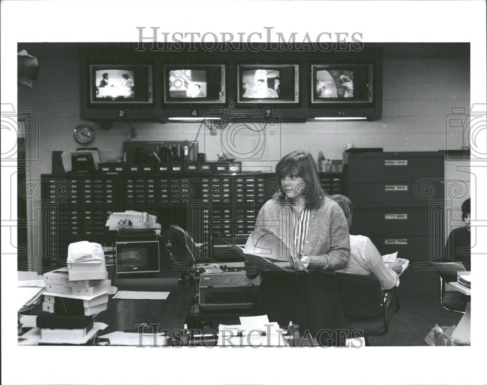 1987 Press Photo Christine Sloat Ken Montya Denise News - Historic Images