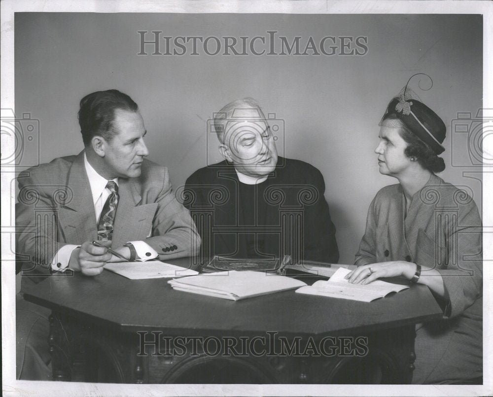 1950 Press Photo Mrs Frank Couzens wife Detroit Mayor - Historic Images