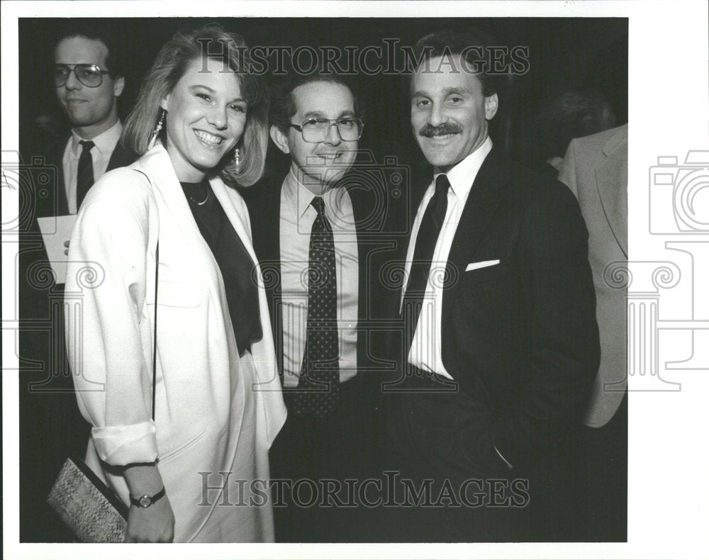 1986, Debra Silberstein David Hermine Curtis - RRV92973 - Historic Images