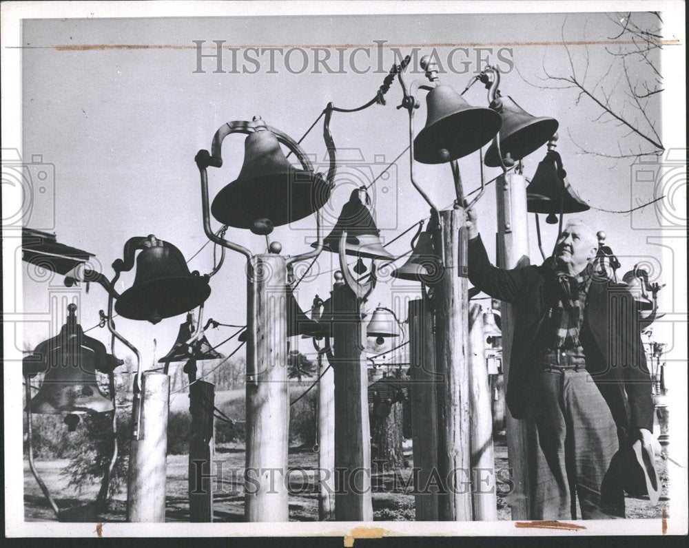 1944, W. O. Silva&#39;s Collection Dinner Bells - RRV93607 - Historic Images