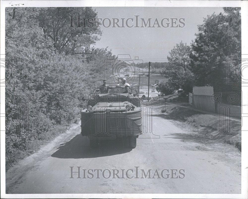 1961 Press Photo Fox Lake Marina Fire Department - Historic Images