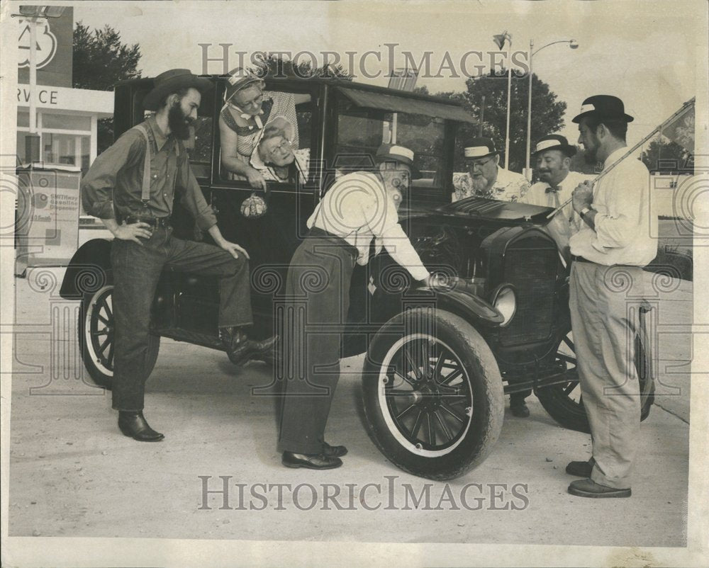 1957 Press Photo Fox Lake Golden Jublie Saturday - Historic Images