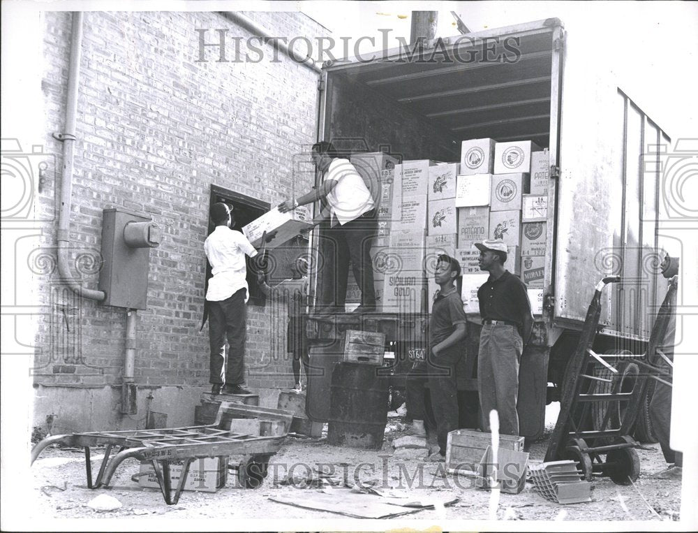 1964, Dixmoor Suburban Foremost Liquors - RRV93877 - Historic Images