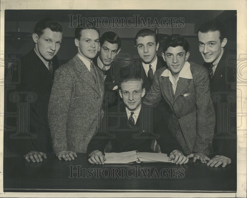 1941, Chicago Junior Association of Commerce - RRV93953 - Historic Images