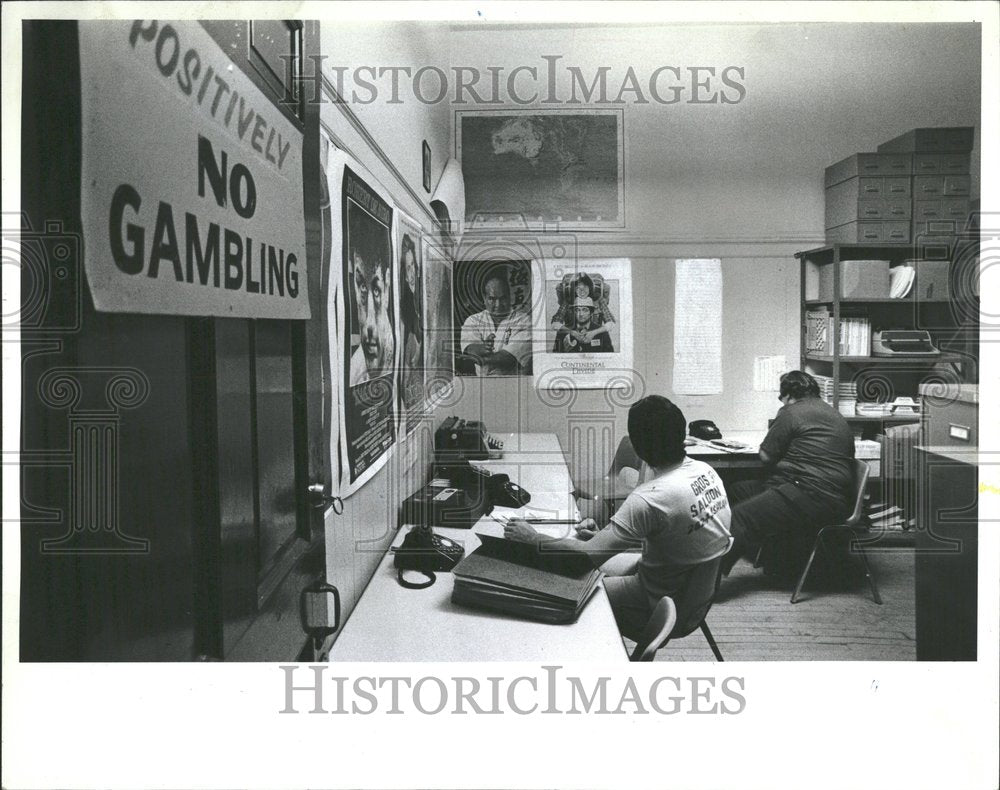 1982 Press Photo Prostitution Suspect Police Dept Mich - RRV94011 - Historic Images