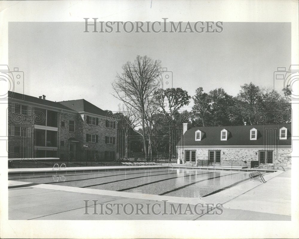 1972, Hoffman Estate Suburb Village Chicago - RRV94143 - Historic Images