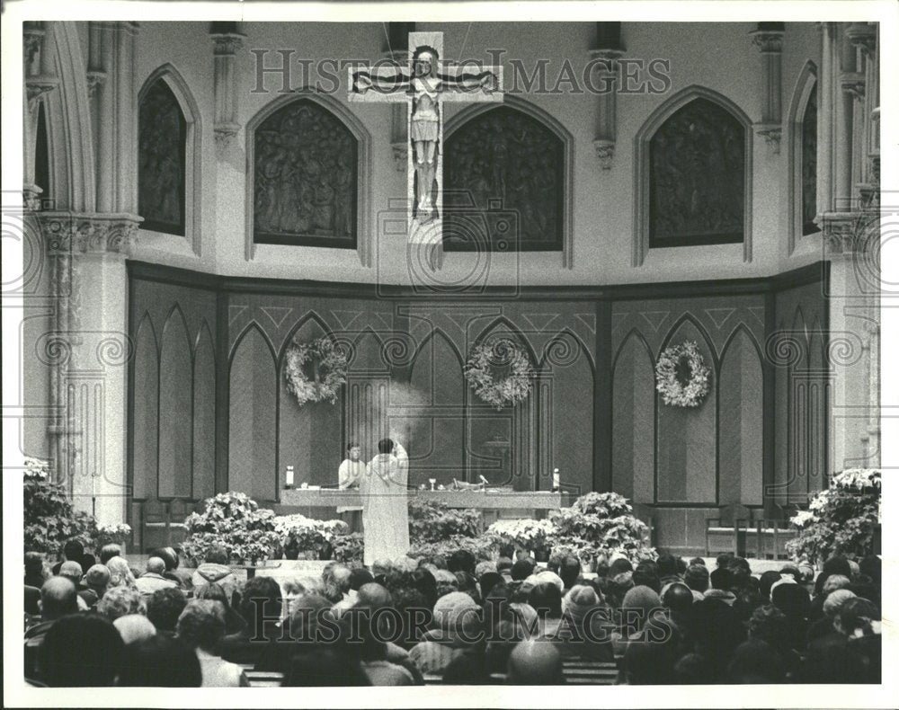 1980 Holy Name Catholic Cathedral Chicago - Historic Images