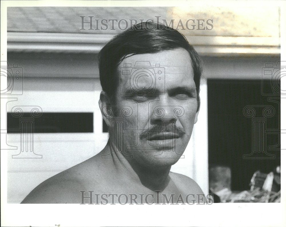 1983 Press Photo Homer Township Fire Chief Don Zolecki - Historic Images