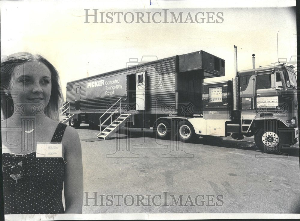 1977 CAT Scanner Store Trailer Truck-Historic Images