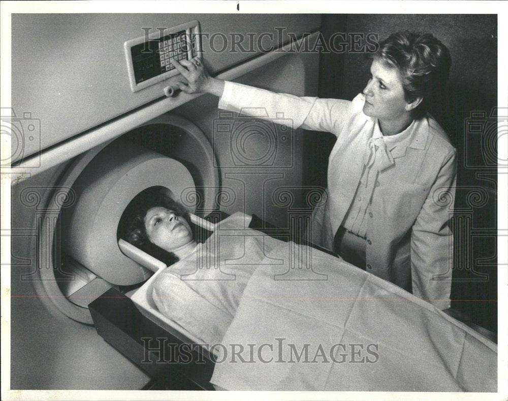 1985 Magnetic Resonance Imager Fredericks - Historic Images
