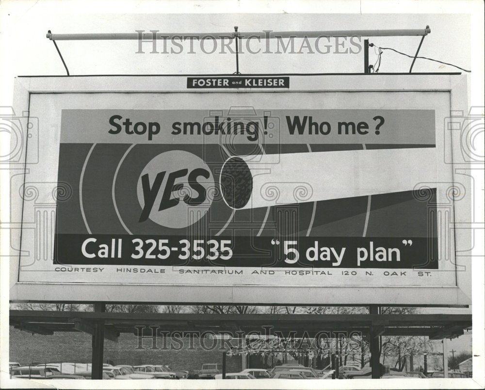 1968 Press Photo Stop Smoking Billboard Ogden Avenue - Historic Images