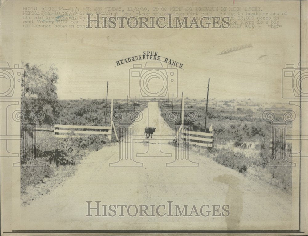 1969 Lone Steer Spur Headquarters Ranch-Historic Images