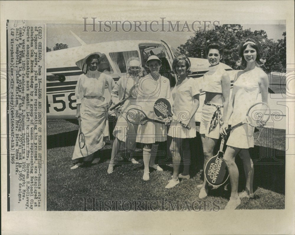 1965, years of tennis fashions - RRV95803 - Historic Images