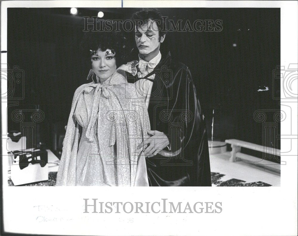 1975, Linda Daugheerty Chelcie Ross Musical - RRV95913 - Historic Images