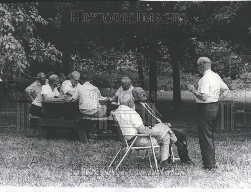 1968 Sunshine Club Retired Chicago Police - Historic Images