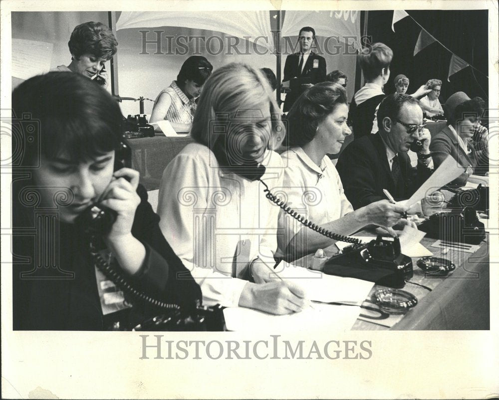 1968 WTTW&#39;s  Televised Auction Volunteers-Historic Images