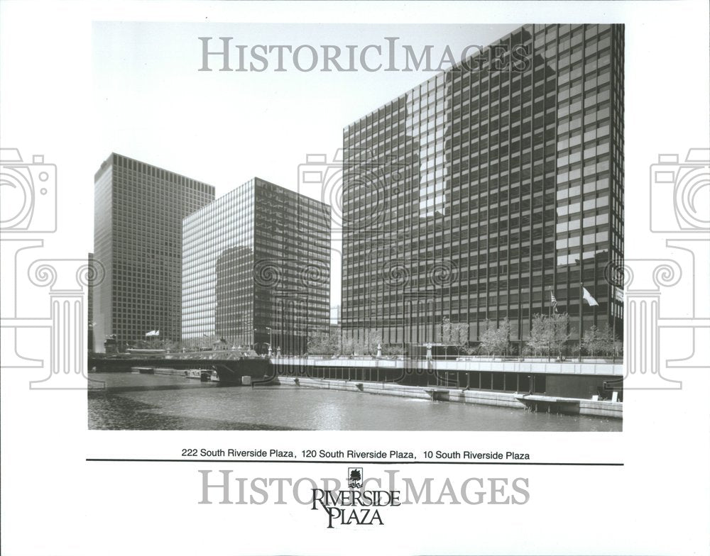 Press Photo 22 South Riverside Plaza Buildings Hotels - RRV96541 - Historic Images