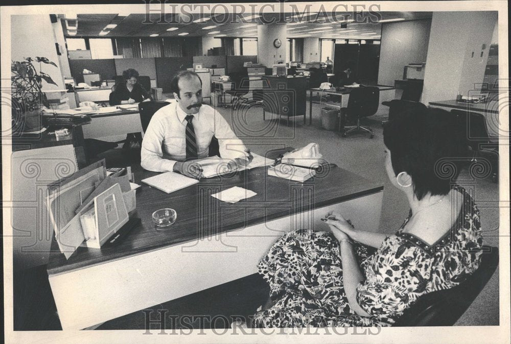 1981, IRS Audit Interview Area Agent - RRV96771 - Historic Images