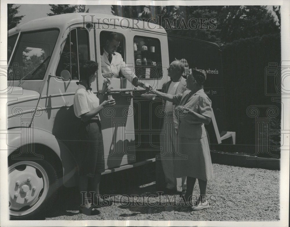 1946, Dr. Howard Stevens Meals On Wheels - RRV97319 - Historic Images