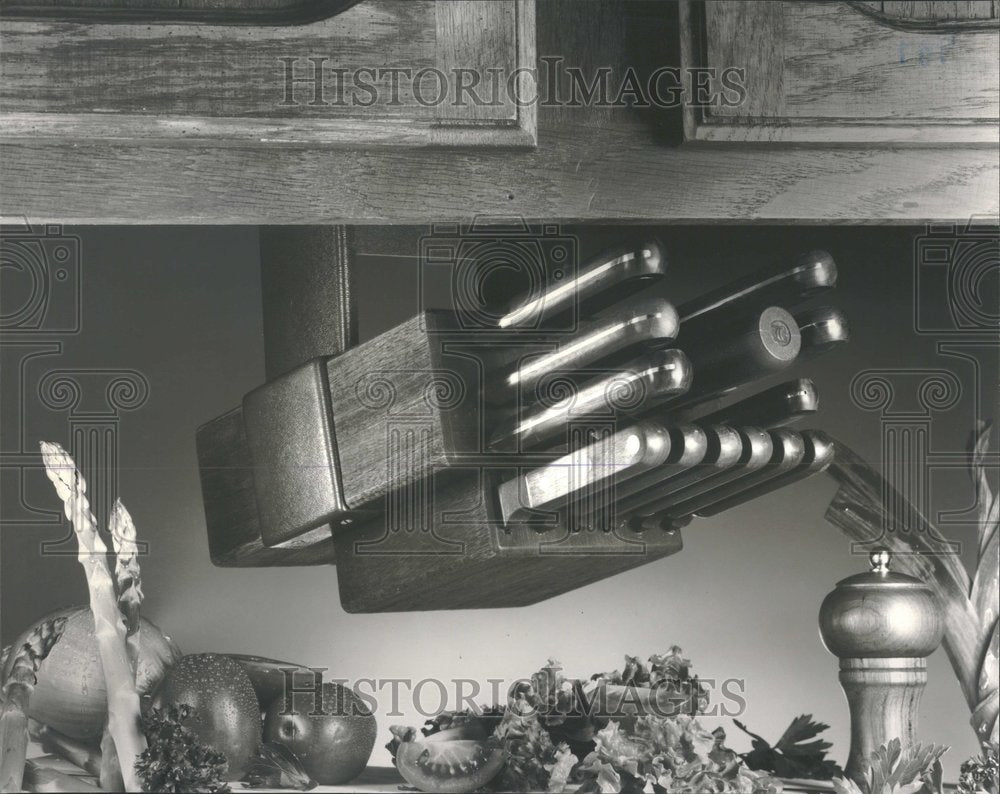 1985, Kitchen Cabinet Knife Cutlery Block - RRV97475 - Historic Images