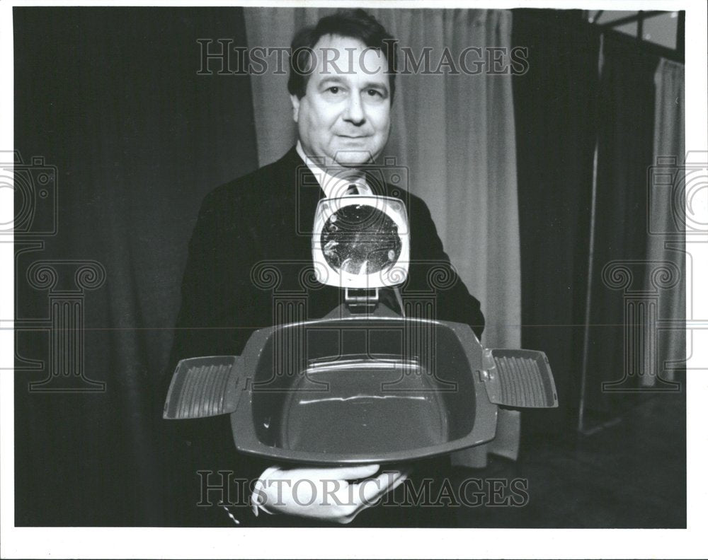 1991 Press Photo Kay Ebbinghaus Company Wash Basin Soap - RRV97489 - Historic Images