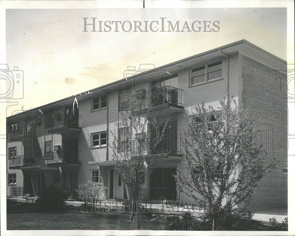 1973 Small Condominium Complex Edward-Historic Images