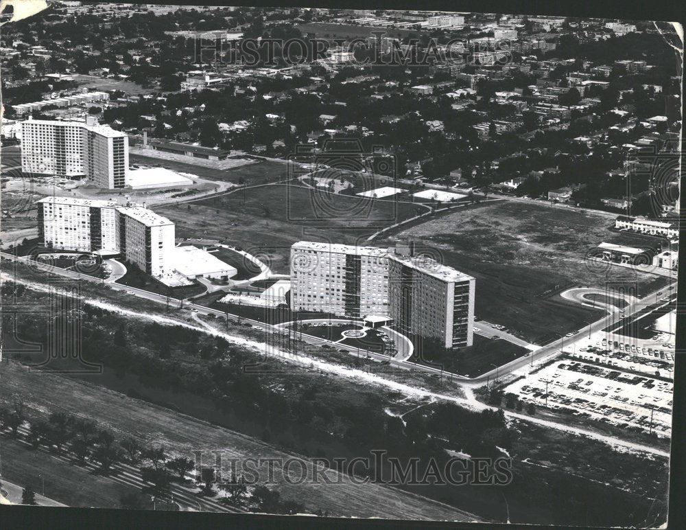 1971 Press Photo Winston Towers high-rise condominium . - RRV97831 - Historic Images