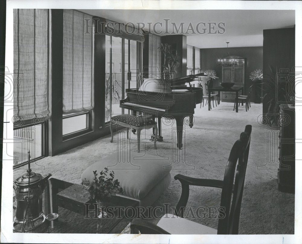 1975 Living Room Delaware condominiums six-Historic Images