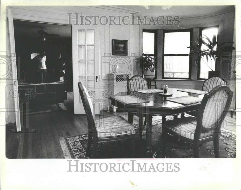 1983, Parkshore apartment dinning room bay - RRV97909 - Historic Images