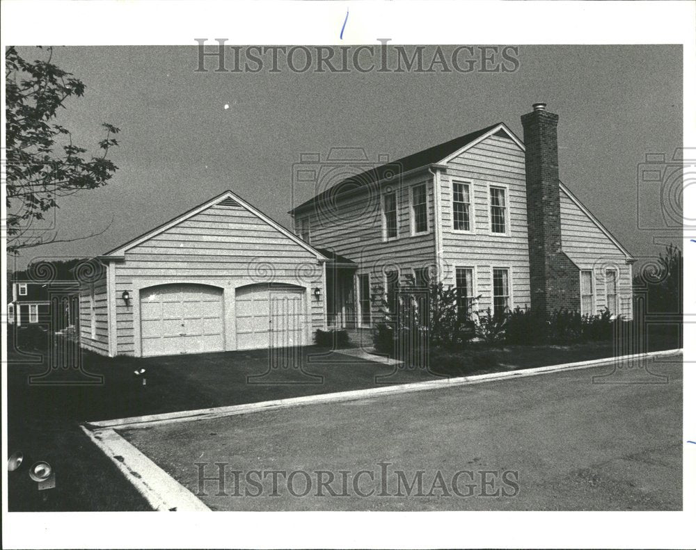 1977, Century Home Ancient Tree Development - RRV98059 - Historic Images