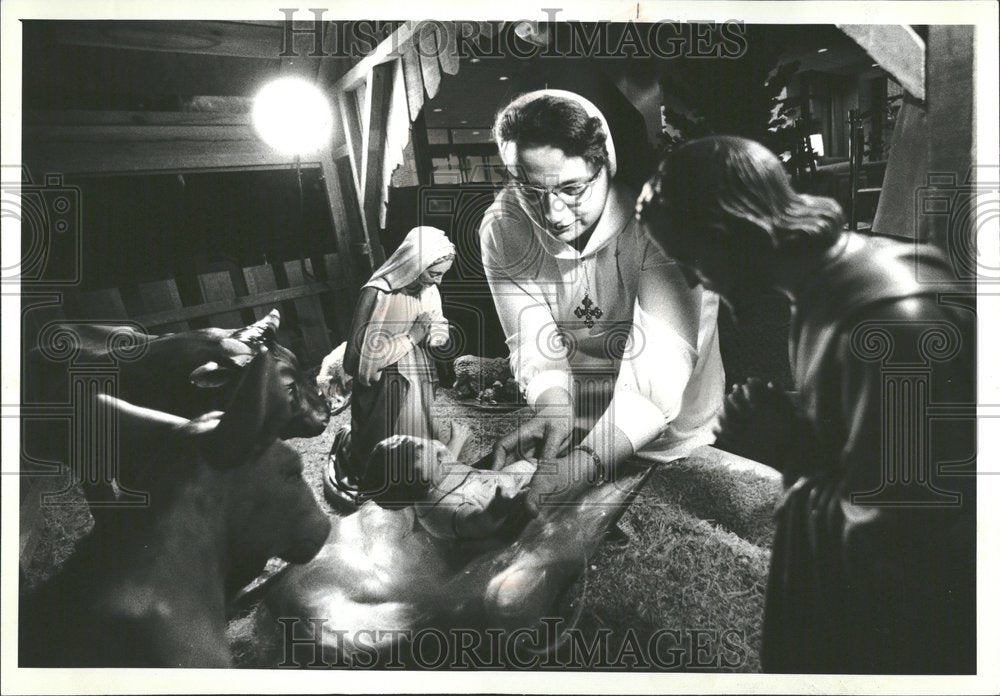 1981 Press Photo Mary Leonett Resurrection Hospital - RRV98083 - Historic Images