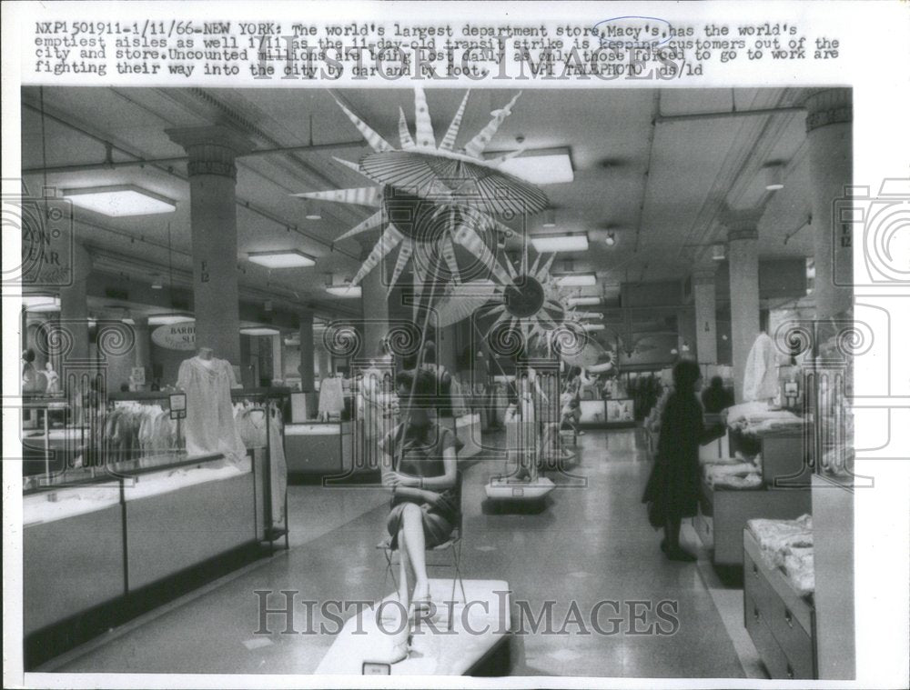 1966 Macy Dept Store City Customer Strike - Historic Images