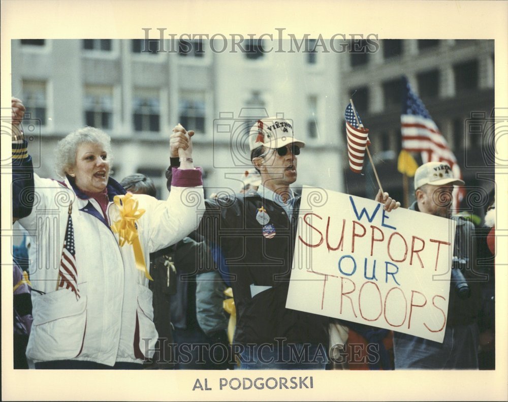 1991 Press Photo Loyd Hood Desert Storm Dale Heights - Historic Images