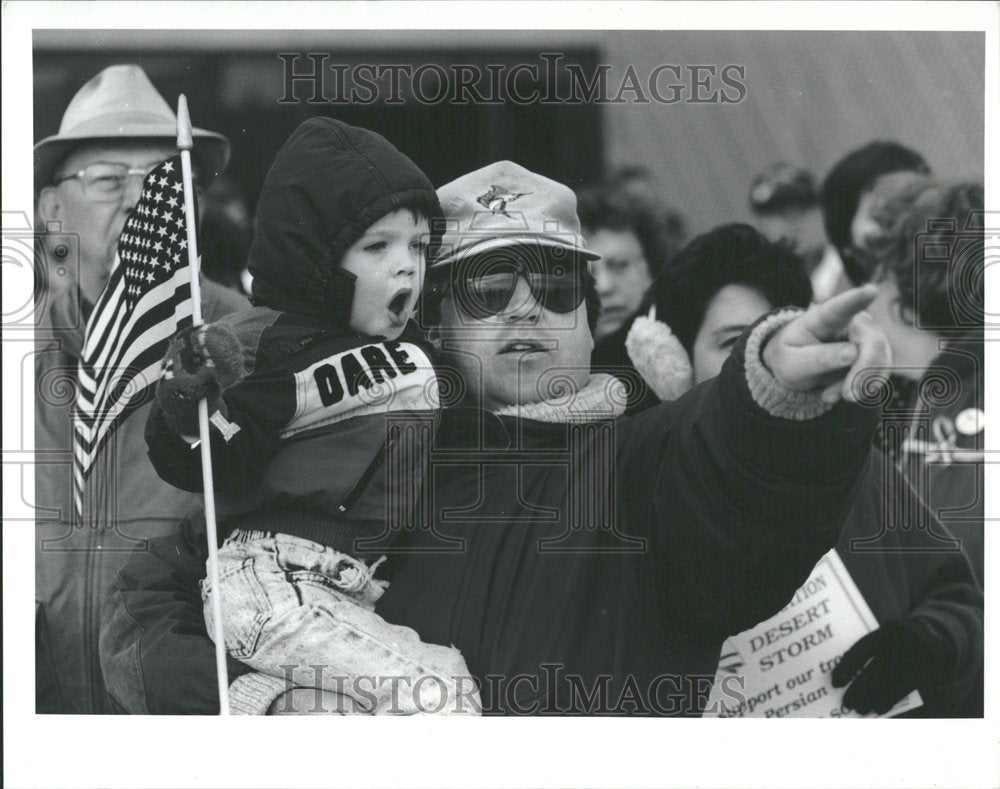 1991, Jack Kirby home Persian Gulf Collins - RRV98285 - Historic Images