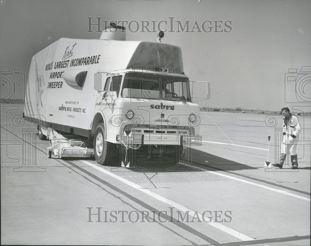 1958 Sweeper Debris metal rock test picket-Historic Images